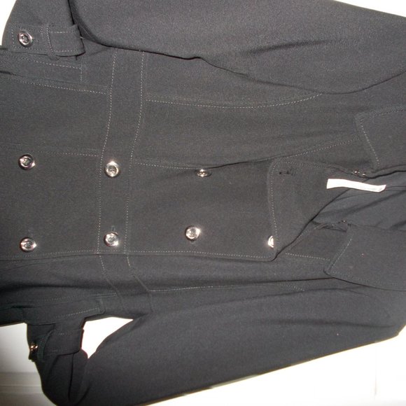 White House Black Market - Picture 2 of 16